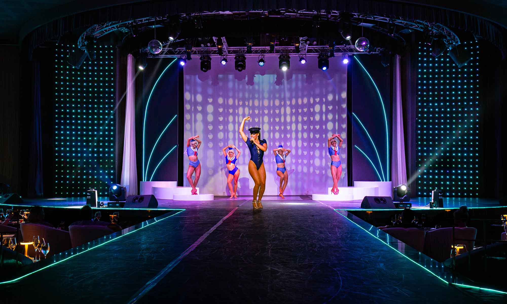CHIC Cabaret & Restaurant